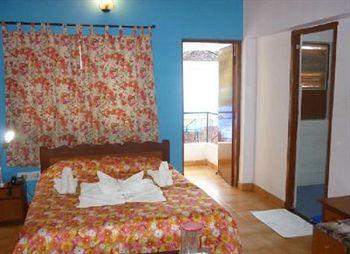 Hotel Germany Калангут Экстерьер фото